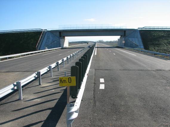 Fonduri de circa 10,5 milioane euro pentru reabilitarea celor 40 de km din Autostrada Soarelui A2 intre Drajna si Lehliu