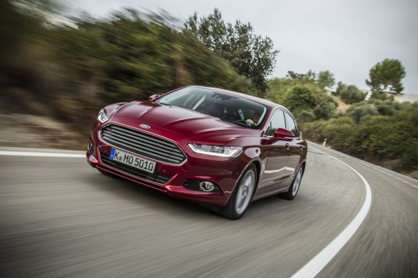 Ford a obţinut anul trecut un profit de 10,8 miliarde de dolari, record în istoria de 111 ani a companiei