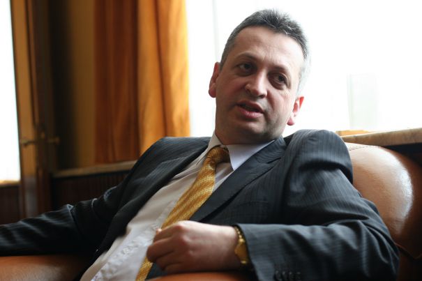 Fost director din Ministerul Justiţiei, urmărit penal pentru luare de mită în dosarul lui Fenechiu