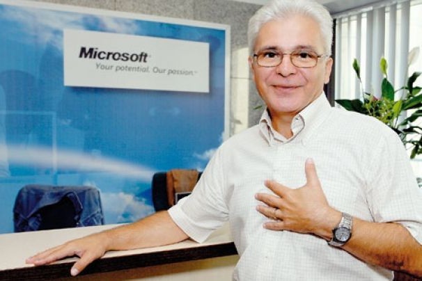 Fostul director general Microsoft România, pus sub învinuire de DNA
