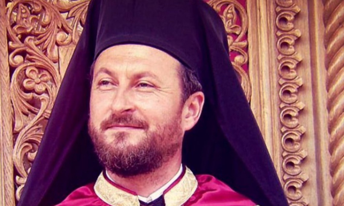 Fostul episcop al Hușilor reținut pentru săvărșirea infracțiunii de act sexual cu un minor