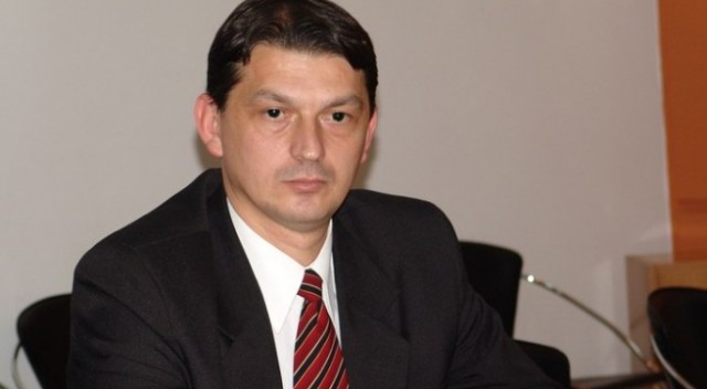 Fostul ministru de interne Gabriel Berca, reținut de DNA într-un dosar de trafic de influență. Ce șpagă ar fi cerut