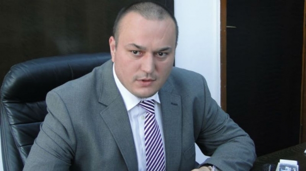 Fostul primar al Ploieştiului, Iulian Bădescu, nu are voie să vorbească cu 50 de persoane