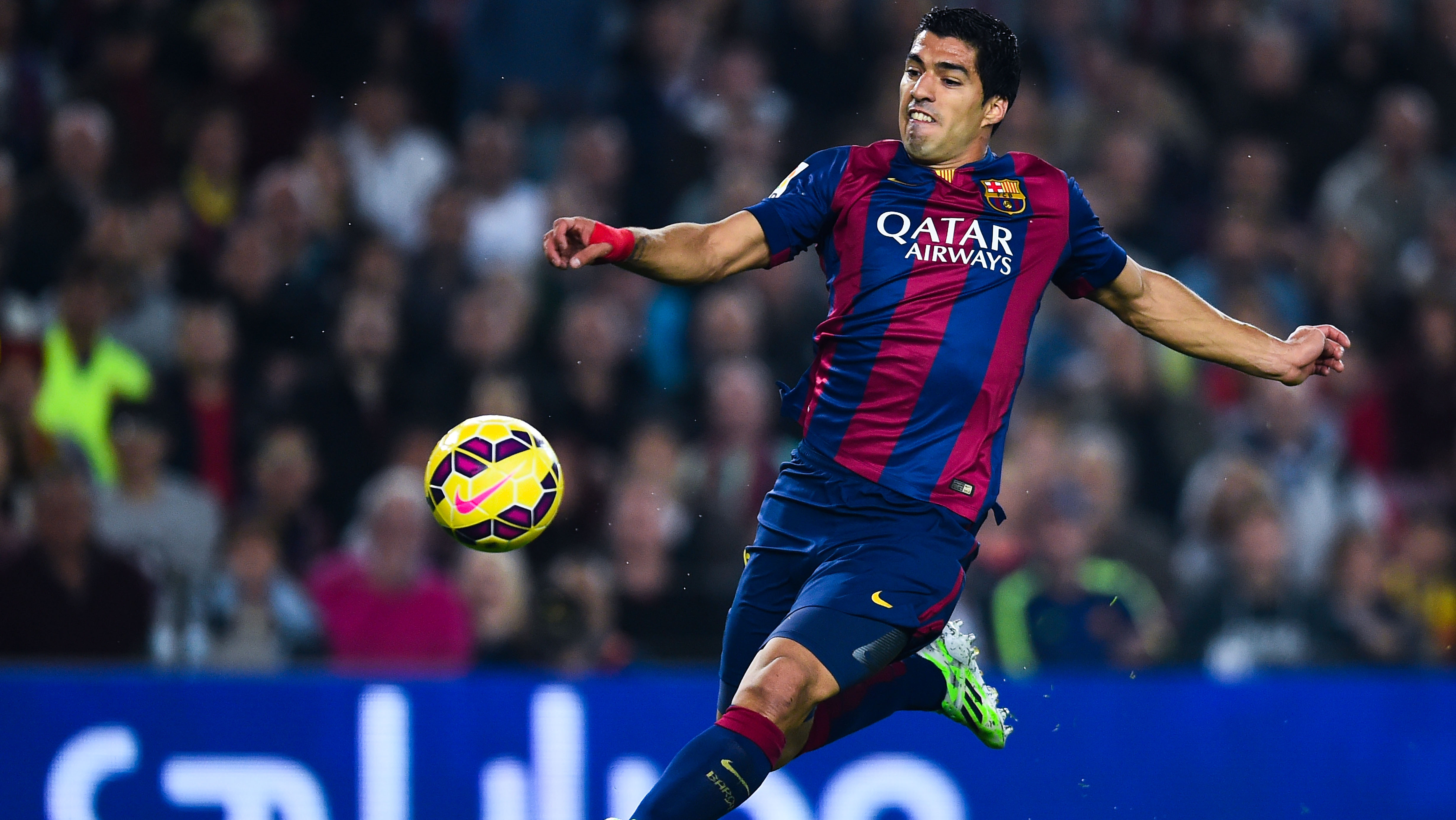Fotbaliștii de la Barcelona și Espanyol s-au luat la bătaie! Luis Suarez a fost capul răutăților