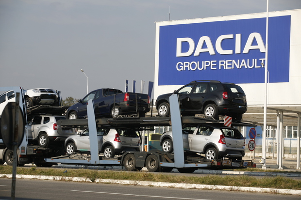 Franţa: Vânzările Dacia stagnează, cu două modele în top 10