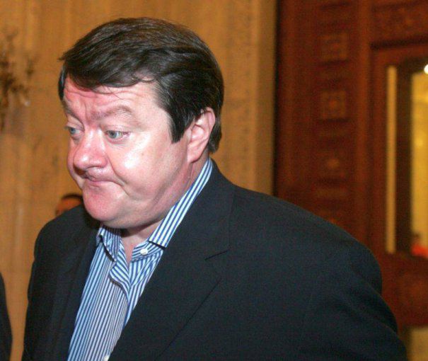 Frunzăverde acuzat de liberali că a făcut jocul PSD