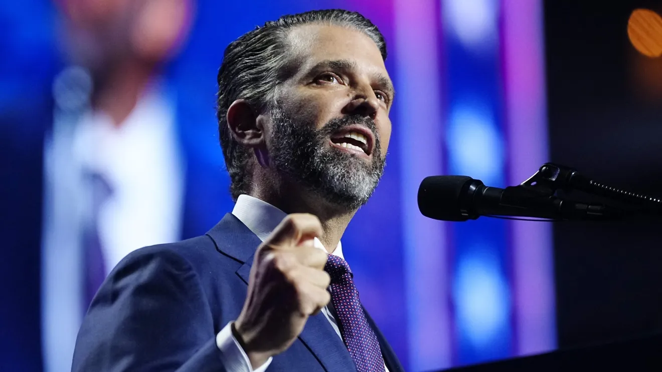 FT: Donald Trump Jr. s-a întâlnit în secret cu un om de afaceri rus legat de Kremlin. Cei doi au participat la partide de vânătoare în Mongolia
