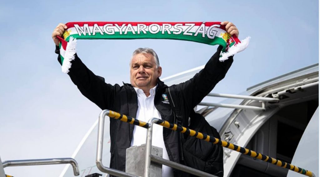 Fularul Ungariei Mari, purtat de Viktor Orbán, stârnește „externele