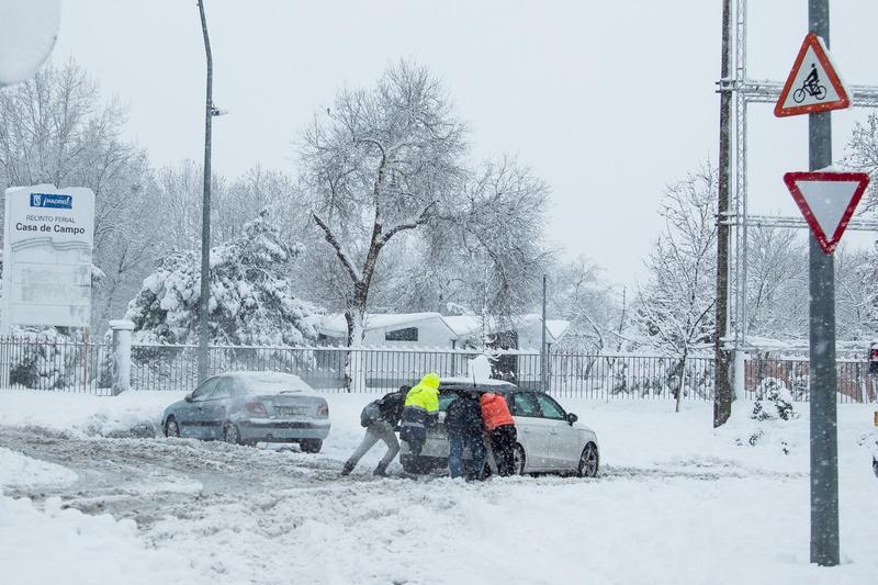 Furtuna de zăpadă Filomena face ravagii în Spania. Patru persoane și-au pierdut viața