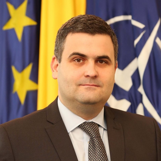Gabriel Leș: Ministerul Apărării are în plan achiziționarea a cel puțin 20 de avioane F16 | Romania Libera