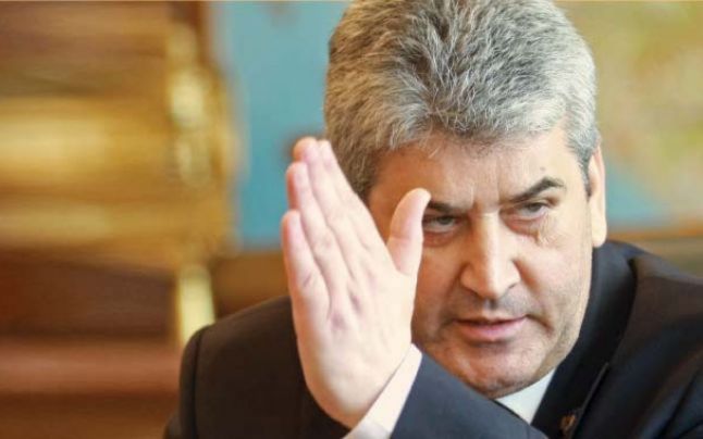 Gabriel Oprea scapă de urmărirea penală!