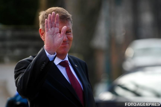 Gabriel Oprea se pune bine cu Iohannis: Se mișcă foarte bine