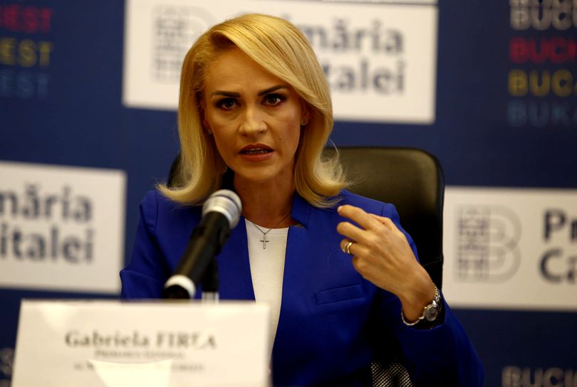 Gabriela Firea l-a dat în judecată pe unul dintre cei mai cunoscuți bloggeri de la noi din țară