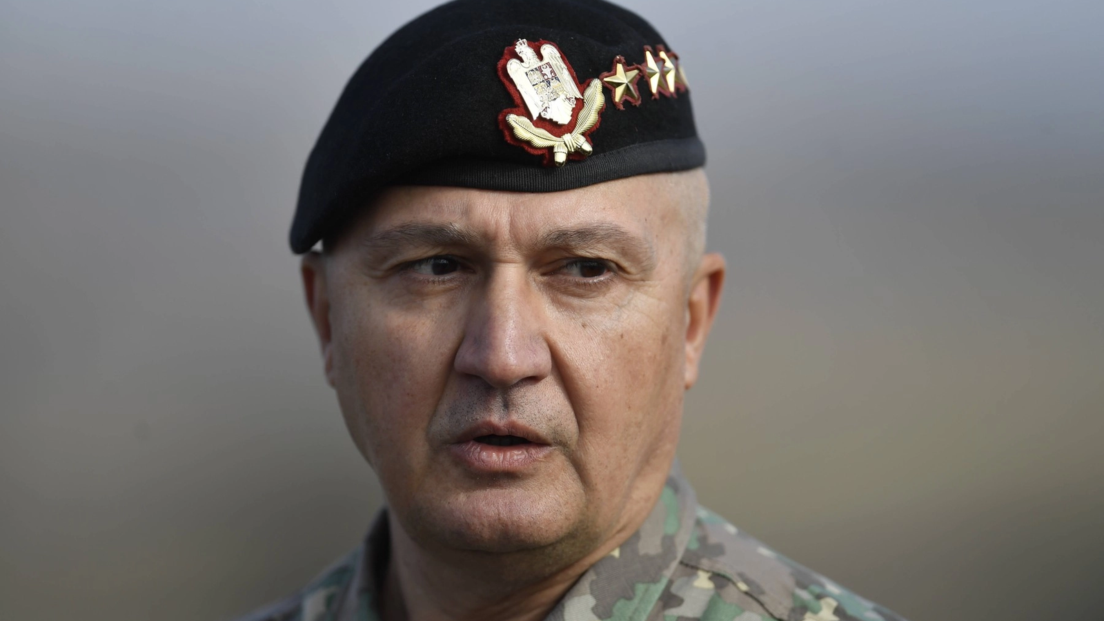 Gheorghiță al nostru în luptă cu Dragonul de la NATO: 
