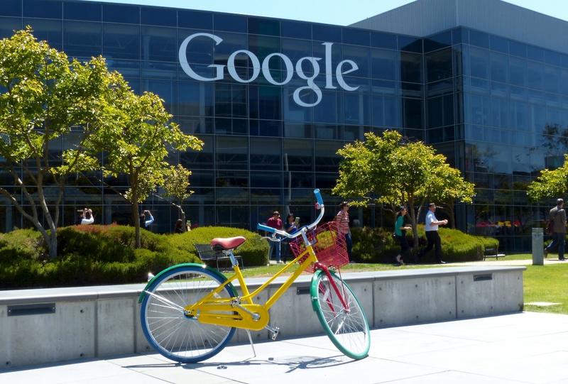 Google revendică atingerea supremaţiei cuantice în programarea computerizată