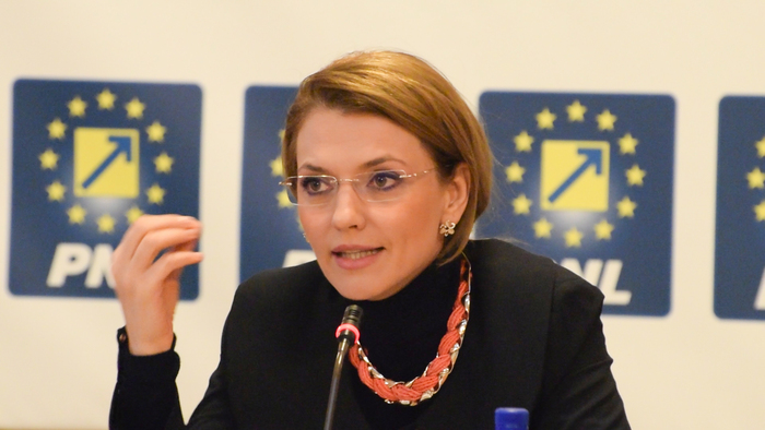 Gorghiu: Îi cer premierului să facă urgent o numire la Ministerul Sănătăţii