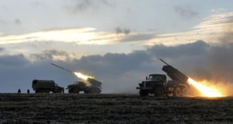 Grupuri separatiste controlate de Rusia au deschis focul in Donbas