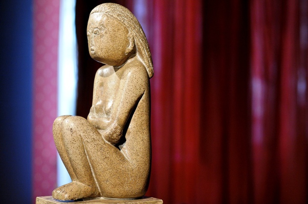 Guvernul a decis sa reia procesul de achizitie a sculpturii