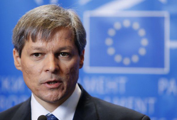 Guvernul lui Dacian Cioloş a fost avizat de Parlament. Vezi care e guvernul bătut in cuie!