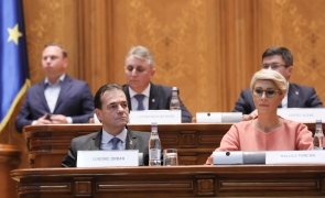 Guvernul lui Orban crește datoria României la 47% din PIB. La 50% se pot îngheța salariile bugetarilor