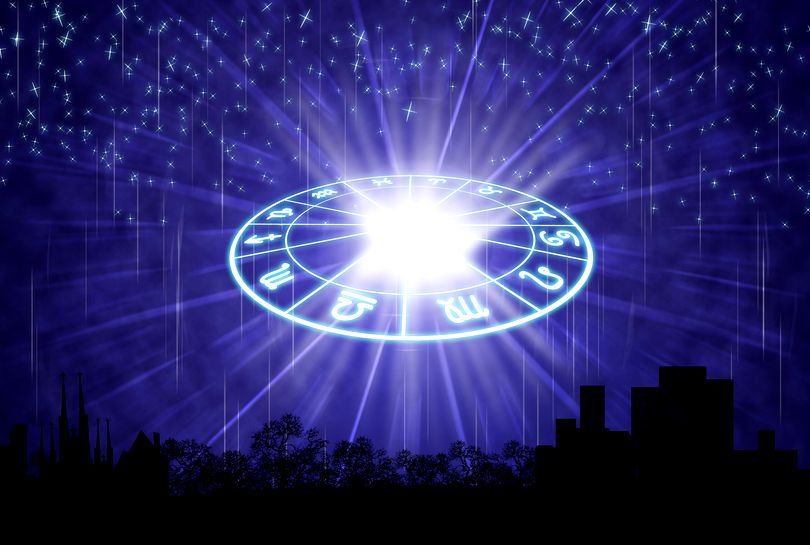 Horoscop, luni, 2 iulie 2018. Berbecii au parte de o zi complicată