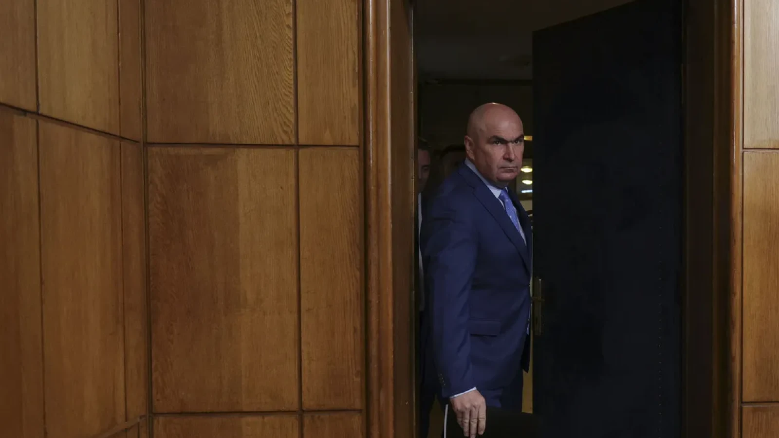 Ilie Bolojan se pregătește varianta demisiei  în contextul deciziei CCR: Surse politice spun că forțează o candidatură la Primăria Capitalei
