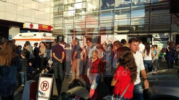 Ilie din Chisinau loveste la mall. Peste 350 de persoane evacuate in Iaşi în urma unui apel la 112