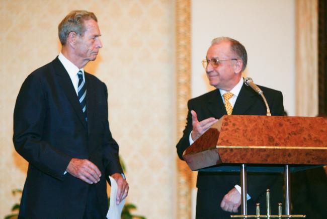 Iliescu: Prin dispariţia Regelui Mihai se încheie poate cel mai zbuciumat capitol al istoriei României moderne