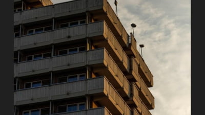 Impozitul pe locuințe crește cu 80% din 2026. Ce sumă va plăti proprietarul unui apartament de 100 mp