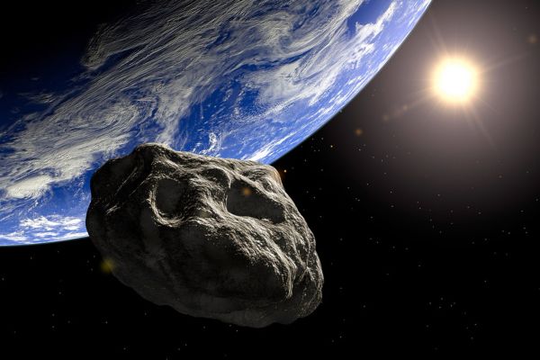 În septembrie 2015 vine APOCALIPSA. Un asteroid uriaș va lovi Pământul