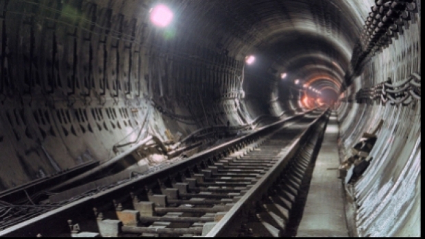 In tunelul de metrou dintre stațiile Piața Romană și Universitate a fost găsită o persoană decedată