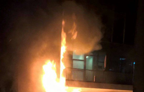 Incendiu infernal la sediul RDS-RCS cu angajatii prinsi in cladire
