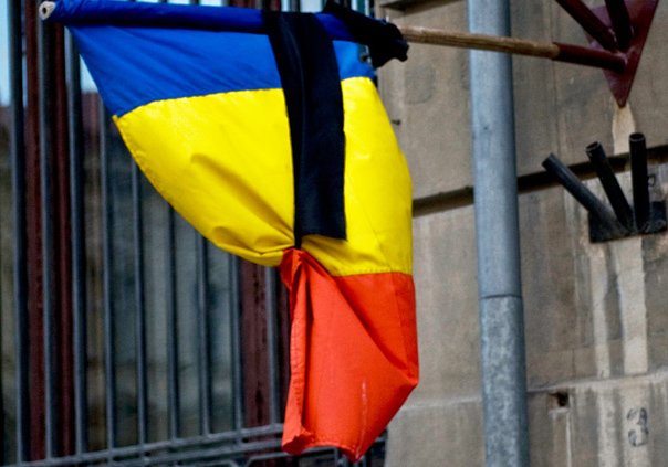 Incendiul din Club Colectiv. Federația Română de Fotbal a extins perioada de doliu până la finalul anului