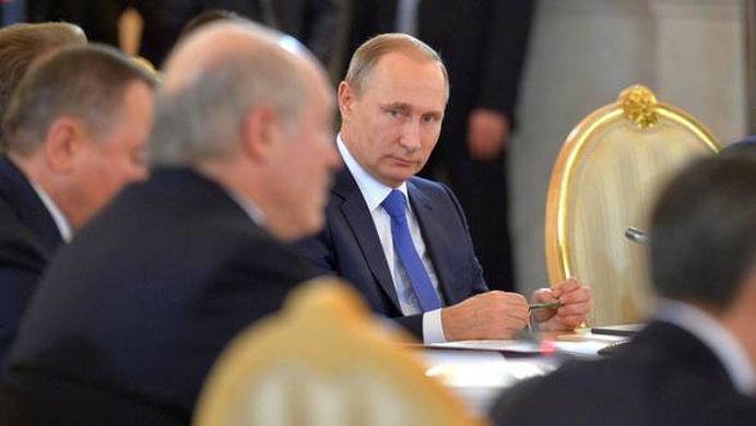 Incepe marele puci de la Kremlin? Oligarhii rusi intorc armele impotriva lui Putin!
