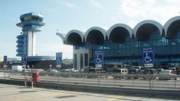 Incident EXTREM de GRAV pe Otopeni: La un pas de un DEZASTRU AERIAN. Aparatul, întors DE URGENȚĂ la sol