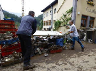 Incredibil ce jeguri de oameni! Români prinși la furat în zonele inundate din Germania