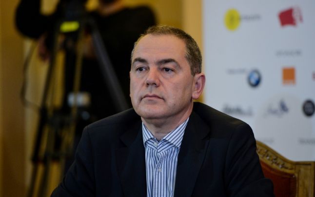 INCREDIBIL: Ministrul culturii, Vlad Alexandrescu, introduce taxă pentru cărțile împrumutate de la bibliotecă