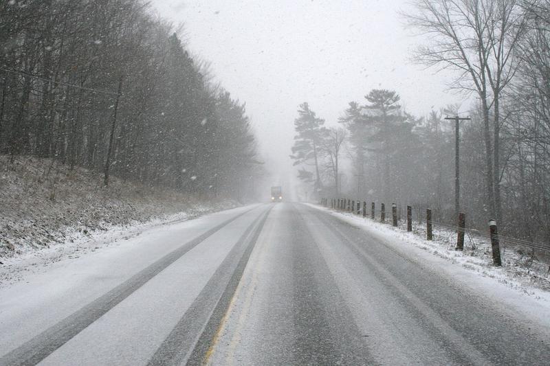 Informare meteo de frig, vant puternic si zapada la munte, valabila de vineri seara pana luni noapte