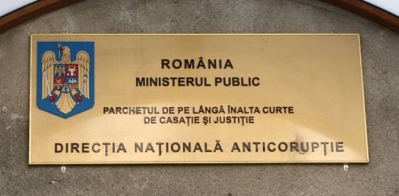 Inspector ANAF, retinut dupa ce a fost prins in flagrant luand mita