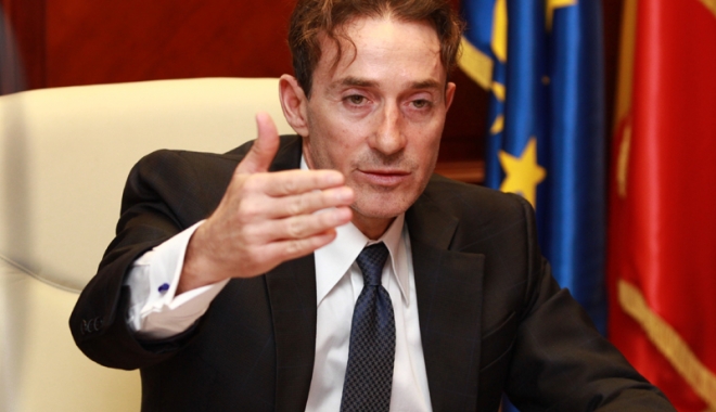 Instanta suprema decide pe 10 ianuarie cand discuta cazul lui Radu Mazare