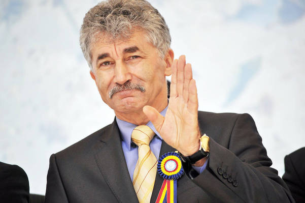 Ioan Oltean a fost înhățat de DNA de pe aeroport