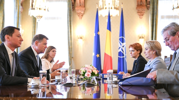 Iohannis, avertisment către Guvern la discuţiile cu premierul Viorica Dăncilă pe Legea Salarizarii