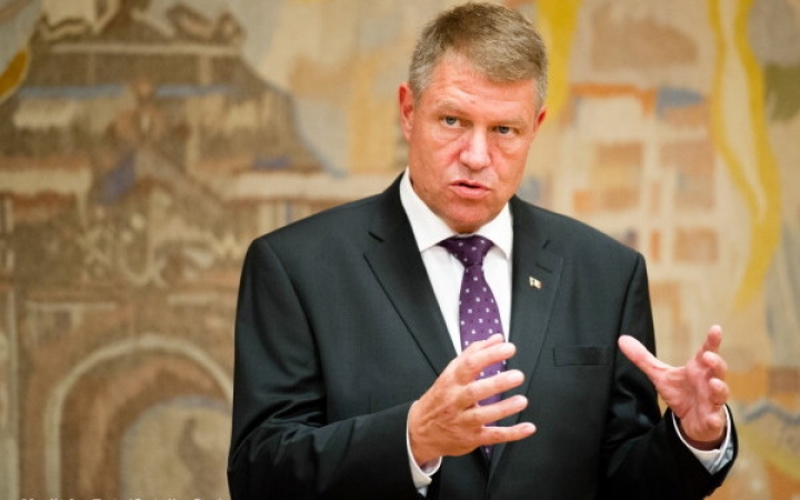 Iohannis cheltuiește lunar 140.000 euro doar pentru deplasări