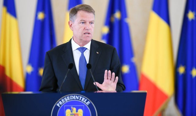 Iohannis: PSD continuă să se agaţe cu disperare de mecanismele puterii