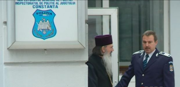 IPS Teodosie rămâne sub control judiciar, dar a scăpat de acuzația de luare de mită