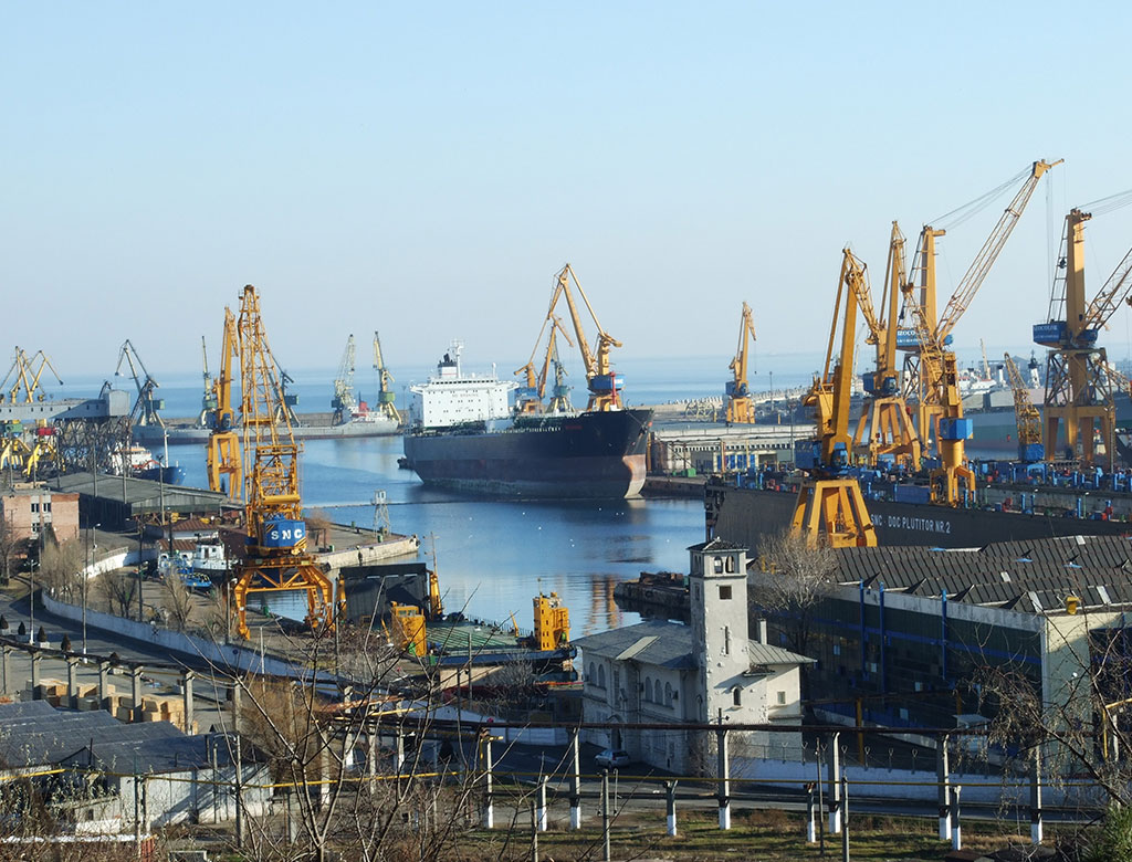Iranul va livra petrol către Lukoil prin Portul Constanța