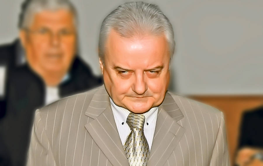 Irinel Columbeanu o pune de un joc piramidal cu numele