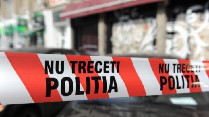 Jaf spectaculos la o casă de amanet plină cu bijuterii din centrul Capitalei