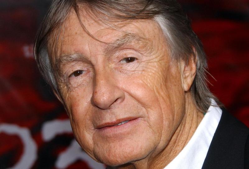 Joel Schumacher, regizorul a două filme Batman și a peliculei „St. Elmo's Fire