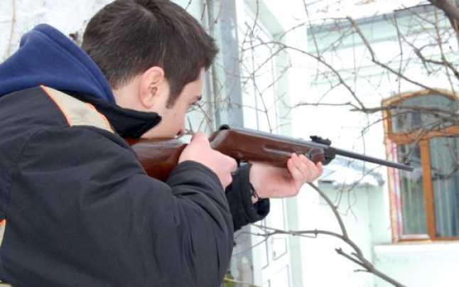 Jurnalul unui interlop maghiar închis pentru deţinere ilegală de arme: